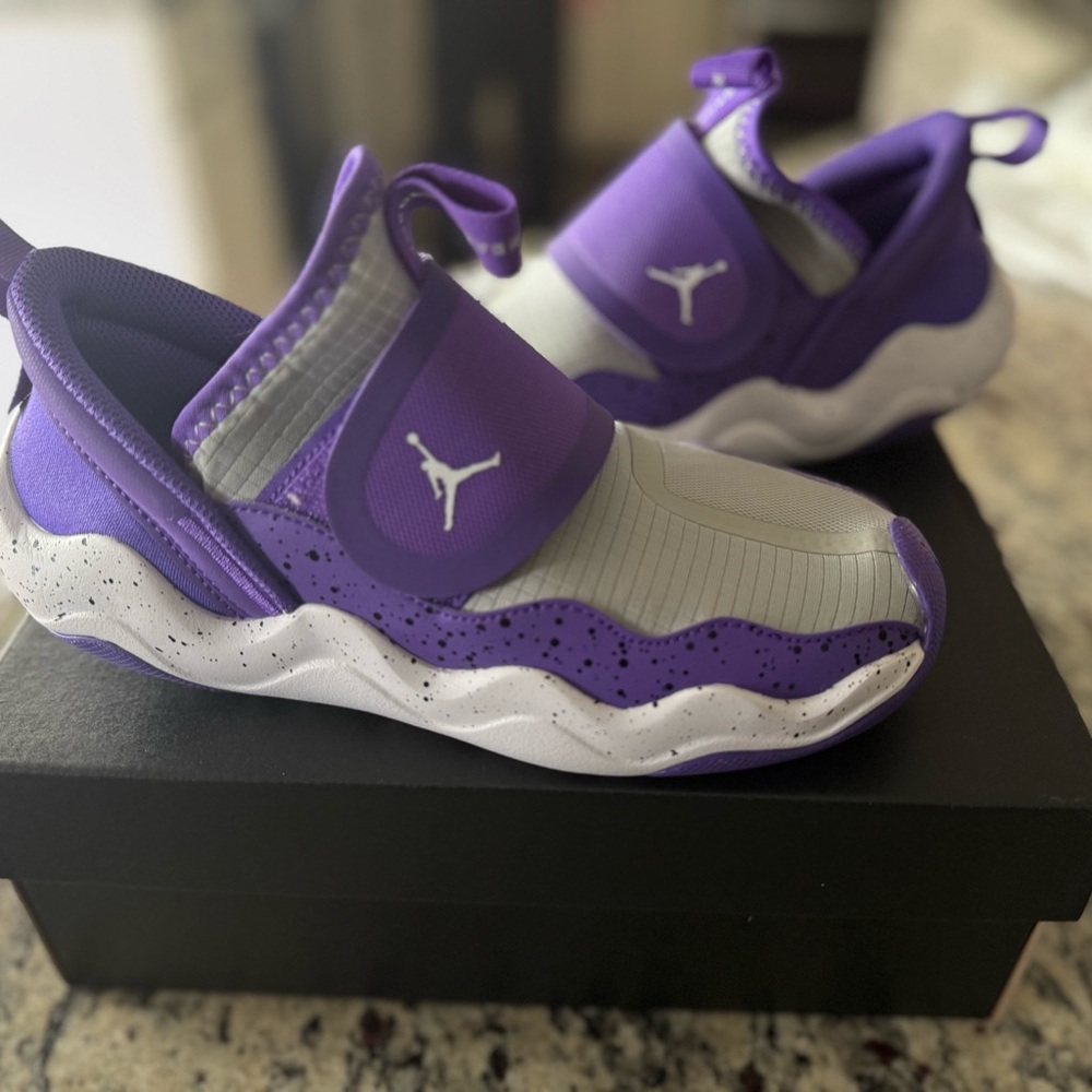 Kids Jordan’s B/N